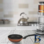 نمای بسته بندی تابه گرانیتی زرساب با دسته و طراحی کاربردی برچسب و بسته بندی