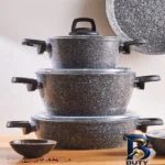 نمای بسته بندی سرویس قابلمه و تابه بیوگرانیتی ۹ پارچه کاراجا مدل Biogranit Grey Stone برچسب و بسته بندی