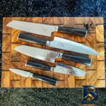 نمای جزئیات سرویس چاقو آشپزخانه ۵ پارچه کوکینگ فلیم مدل SW Pro ۵ با استند پرداخت و جزئیات مواد