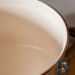 نمای کناری قابلمه مادام کوکو طرح Bonneville با روکش لعابی پروفایل و ساختار