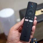 نمای کناری اندروید باکس شیائومی مدل Mi TV Stick پروفایل و ساختار