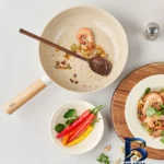 نمای جزئیات تابه نیوفلیم نچسب مدل WOK با طراحی مناسب پرداخت و جزئیات مواد