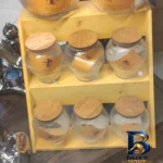 نمای بسته بندی استند جا ادویه ای مدل چوبی کاج برچسب و بسته بندی