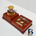 نمای بسته بندی جعبه دمنوش چوبی مدل جانان برچسب و بسته بندی