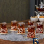 نمای بسته بندی سرویس چای خوری ۱۲ پارچه ۶ نفره مدل Natural Flower انگلیش هوم برچسب و بسته بندی