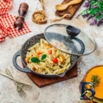 نمای بسته بندی تابه وک چدن نالینو با در سوپاپ دار و قابلیت گریل برچسب و بسته بندی