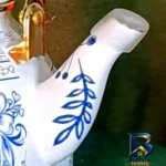 نمای بسته بندی کتری گلدار مدل لعابی با گنجایش 2.8 لیتر برچسب و بسته بندی