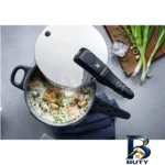 نمای جلو زودپز دوقلو WMF مدل پرفکت با جنس استیل طراحی و جزئیات کلیدی