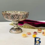 نمای جلو ست پذیرایی مسی مدل قلم زنی کد ZH۳۲۰.۱۴ مجموعه چهار عددی اصل برچسب بسته و وزن خالص