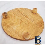نمای جزئیات سینی سرو گرد پایه دار چوبی پلی وود چندلایه با ابعاد 25×25×5 سانتی متر پرداخت و جزئیات مواد