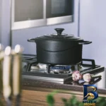 نمای جزئیات قابلمه چدن نالینو مدل Feleti با روکش دیسکاور پرداخت و جزئیات مواد