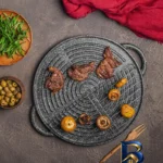 نمای جزئیات تابه گریل چدن نالینو با قابلیت کردن پرداخت و جزئیات مواد