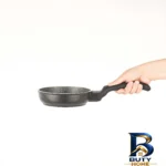 نمای جزئیات تابه گرانیت عروس مدل ویکتوریا با دسته باکالیت پرداخت و جزئیات مواد