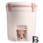 نمای در اتاق کلمن استنلی مدل Fast Flow Water Jug با گنجایش 7.5 لیتر سبک دیواری و مرجع اندازه