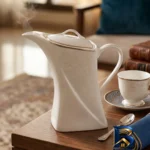 نمای کناری قوری دیشا با گنجایش ۱ لیتر پروفایل و ساختار