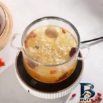 نمای جلو قابلمه پیرکس شیاردار با کیفیت بالا طراحی و جزئیات کلیدی