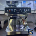 نمای جلو اسپرسو ساز ۲۸۰۰ میلی لیتر لواک مدل LWK-CM 3225 طراحی و جزئیات کلیدی
