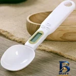نمای جلو ترازوی دیجیتال مدل قاشقی کد 8222 طراحی و جزئیات کلیدی
