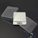 نمای جلو ترازو آشپزخانه دیجیتال مدل ۳kilos حداکثر ظرفیت قابل اندازه گیری ۳ کیلوگرم با دقت ۰.۱ گرم اصل طراحی و جزئیات کلیدی