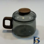 نمای جلو فنجان دمنوش مدل چوبی با گنجایش 100 میلی لیتر و صافی طراحی و جزئیات کلیدی
