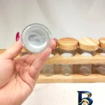 نمای جلو ست جا ادویه ۶ پارچه لیمون مدل چوبی کد TP۲۳۰۶ به همراه استند اصل طراحی و جزئیات کلیدی
