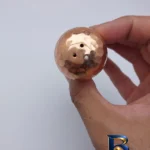 نمای جلو نمکدان مسی مدل لیزری راه کد ZH۳۲۴ اصل طراحی و جزئیات کلیدی