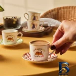 نمای جلو سرویس قهوه خوری 12 پارچه کاراجا مدل Bonbon برای 6 نفره طراحی و جزئیات کلیدی