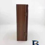 نمای جلو جعبه پذیرایی شیک مدل RM 155 با در شیشه ای طراحی و جزئیات کلیدی