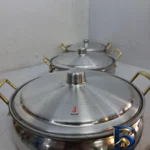 نمای بسته بندی سرویس قابلمه آلومینیومی ۶ پارچه مدل تخم مرغی با دسته برچسب و بسته بندی