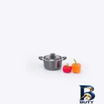 نمای بسته بندی قابلمه عروس با درب فلزی و جنس گرانیتی برچسب و بسته بندی