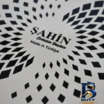 نمای بسته بندی ست کتری و قوری مدل Amaraa برند شاهین برچسب و بسته بندی