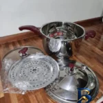 نمای بسته بندی زودپز رویال با بدنه استیل ضد خش و سبد بخارپز برچسب و بسته بندی