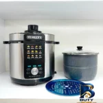 نمای بسته بندی زودپز برقی ۶ لیتری هنریچ مدل GS -1360 برچسب و بسته بندی