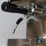 نمای جزئیات اسپرسوساز ۱۲۵۰ میلی لیتری تیوارکس مدل TX-۷۱۷۰ Plus، با مصرف پودر قهوه، مناسب تهیه اسپرسو، امریکانو و لانگو، دارای