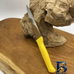 نمای جزئیات چاقو آشپزخانه پناهنده مدل صاف بره ای پرداخت و جزئیات مواد