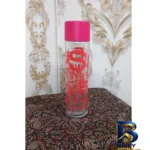 نمای جزئیات بطری کاوه مدل رژینا کد 570cc با طراحی زیبا پرداخت و جزئیات مواد