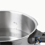 نمای بسته بندی زودپز دبلیو ام اف با کیفیت عالی و ظرفیت 4. برچسب و بسته بندی