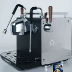 نمای کناری اسپرسو ساز 400 میلی لیتر هوم مدل 7105B باکیفیت پروفایل و ساختار