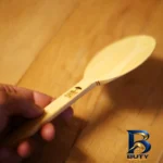 نمای جلو سرویس ملاقه و کفگیر ۴ پارچه وودلندزون مدل کدبانو طراحی و جزئیات کلیدی