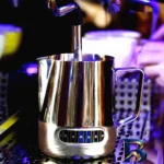 نمای جلو شیرجوش مدل پیچر دماسنج دار کد Thermo-۶۰۰ اصل طراحی و جزئیات کلیدی