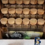 نمای جلو سرویس جای ادویه ۱۸ پارچه گلدن استار DH۷۴ به همراه استند اصل طراحی و جزئیات کلیدی