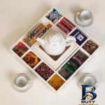 نمای جلو جعبه چای کیسه ای مدل آراد با طراحی زیبا طراحی و جزئیات کلیدی