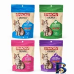 نمای بسته بندی تشویقی گربه اسنکی مدل Crunch با طعم مرغ و ماهی وزن 240 گرم مجموعه 4 عددی برچسب و بسته بندی