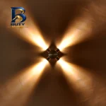 چراغ دیواری مدل چهار طرفه با طراحی زیبا