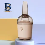 جارو شارژی دستی مدل M۳۳ با باتری ۵۰۰ میلی آمپر ساعت، شارژ از طریق پورت USB، توان موتور ۳.۵ وات، سری قابل تعویض و ظرفیت مناسب برای تمیز کردن سطوح کوچک خودرو اصل