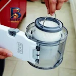 جارو شارژی دستی بلک اند دکر مدل PV۱۴۲۰L با قدرت موتور ۲۸ وات، وزن ۲ کیلوگرم، سری قابل تعویض و قابلیت نصب روی دیوار برای دسترسی آسان تمیزکاری نقاط غیرقابل دسترس اصل